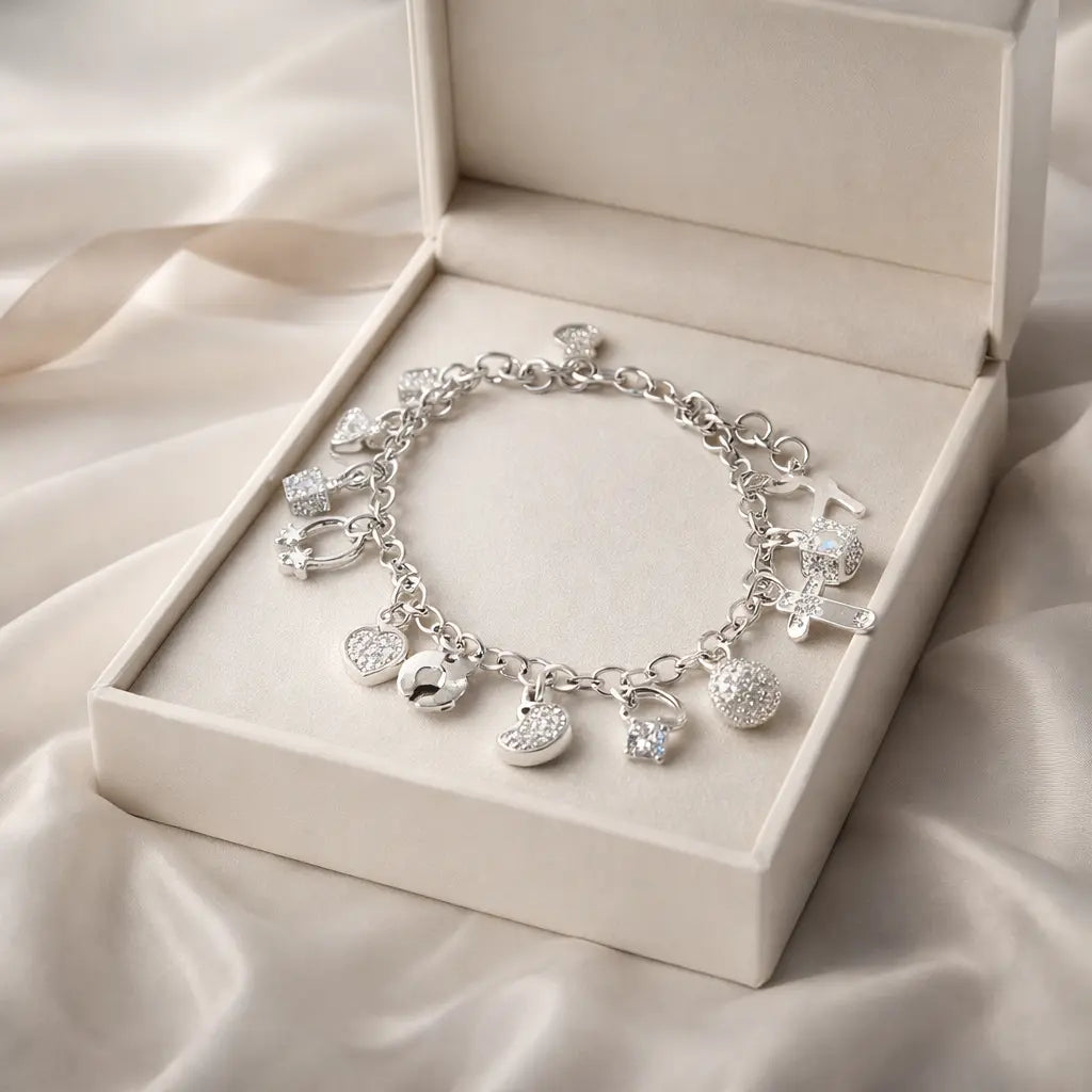 Pulsera Plateada con 13 Dijes para Mujer | Elegante y Simbólica | Promo 2x1